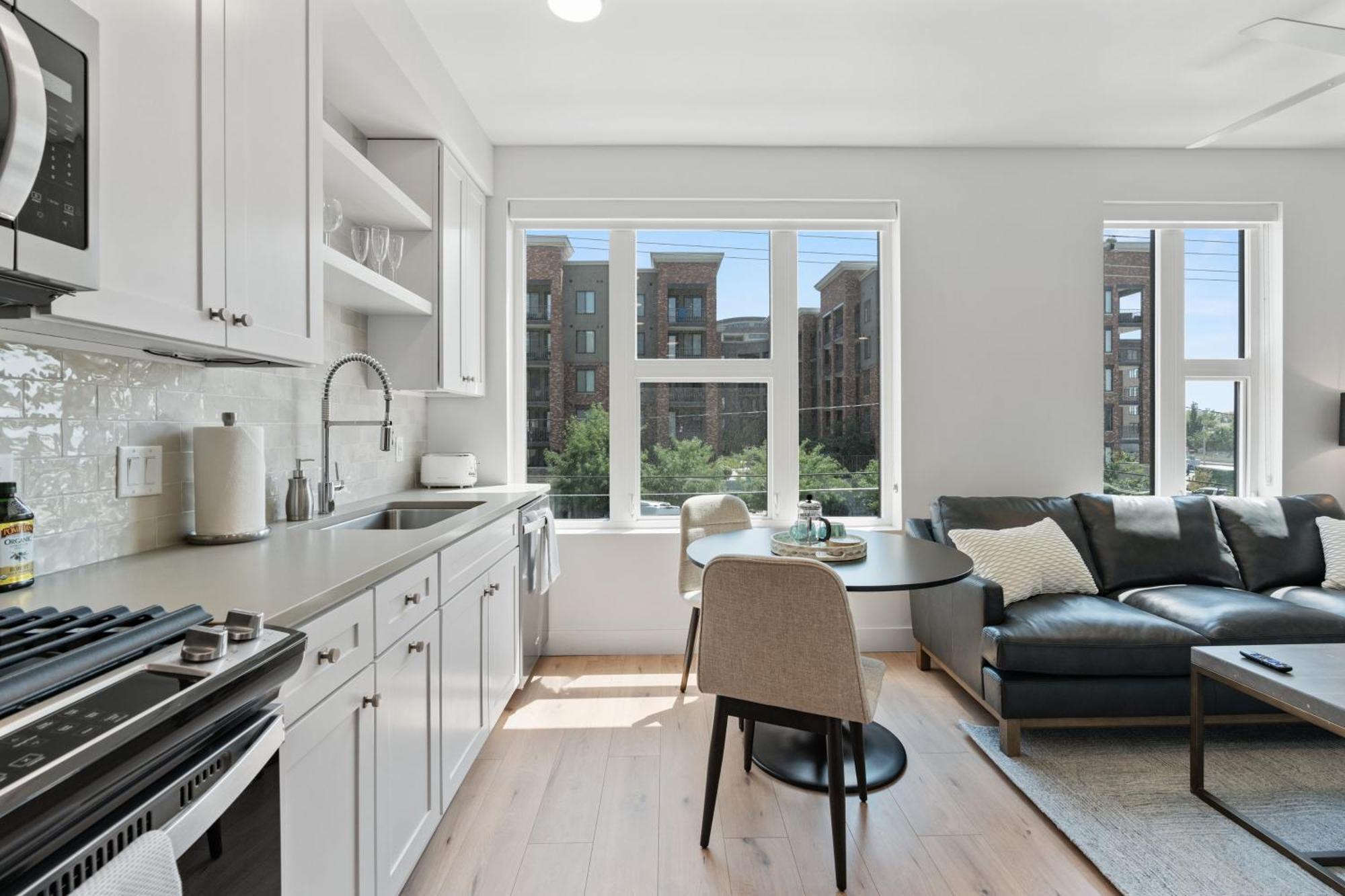Outstanding Amenities-New Complex- Downtown Luxury Apartment Salt Lake City Bagian luar foto