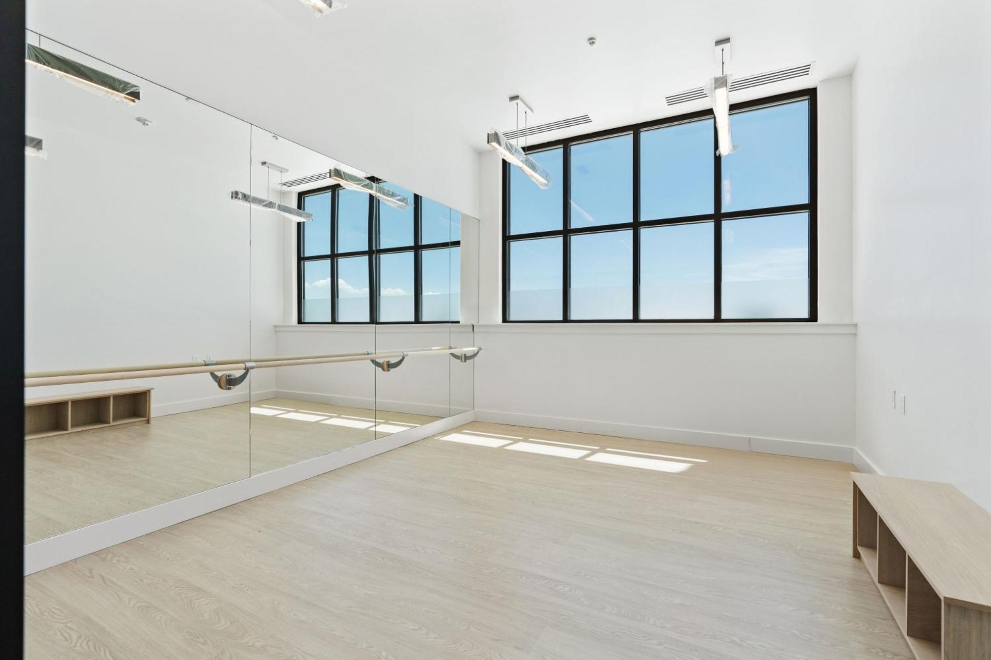 Outstanding Amenities-New Complex- Downtown Luxury Apartment Salt Lake City Bagian luar foto