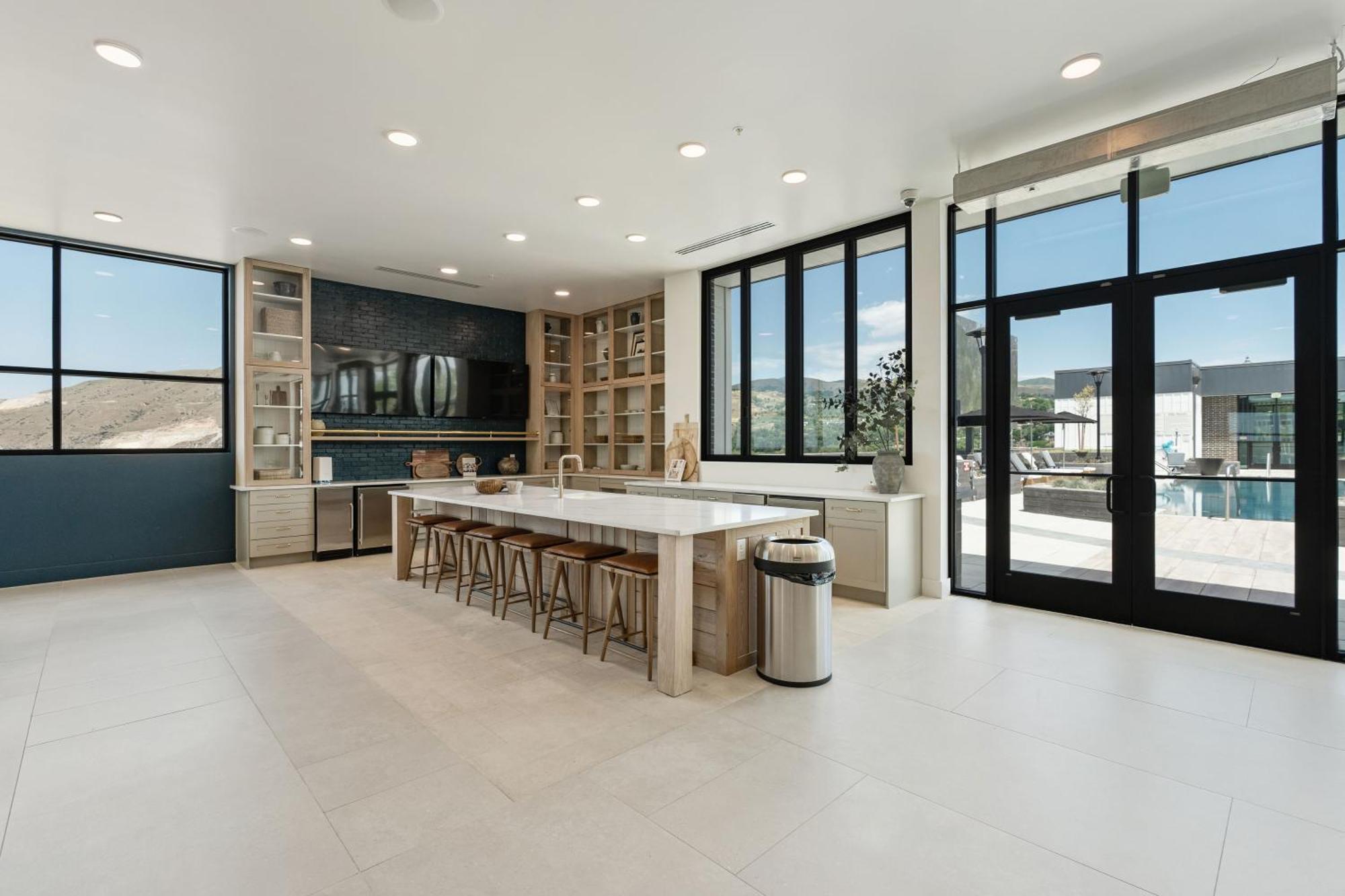 Outstanding Amenities-New Complex- Downtown Luxury Apartment Salt Lake City Bagian luar foto