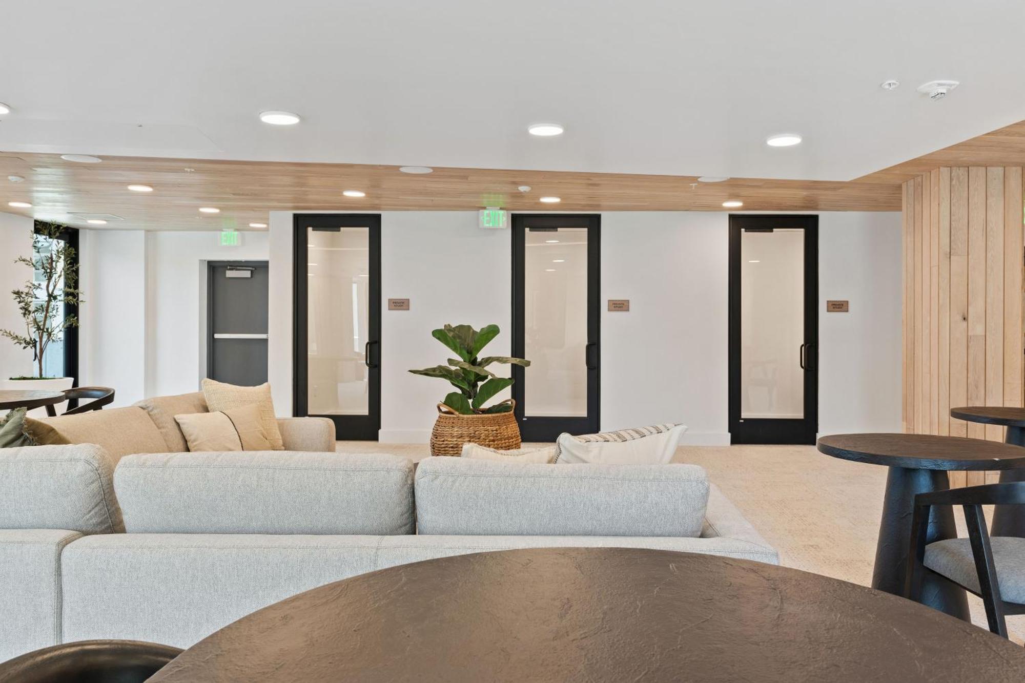 Outstanding Amenities-New Complex- Downtown Luxury Apartment Salt Lake City Bagian luar foto