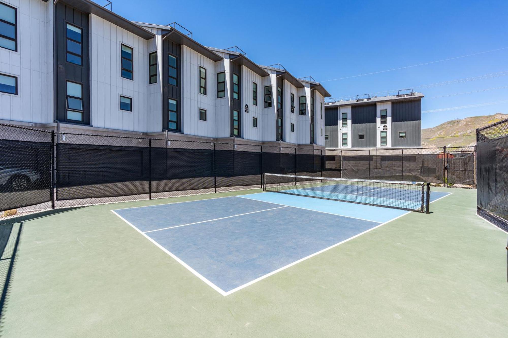 Outstanding Amenities-New Complex- Downtown Luxury Apartment Salt Lake City Bagian luar foto