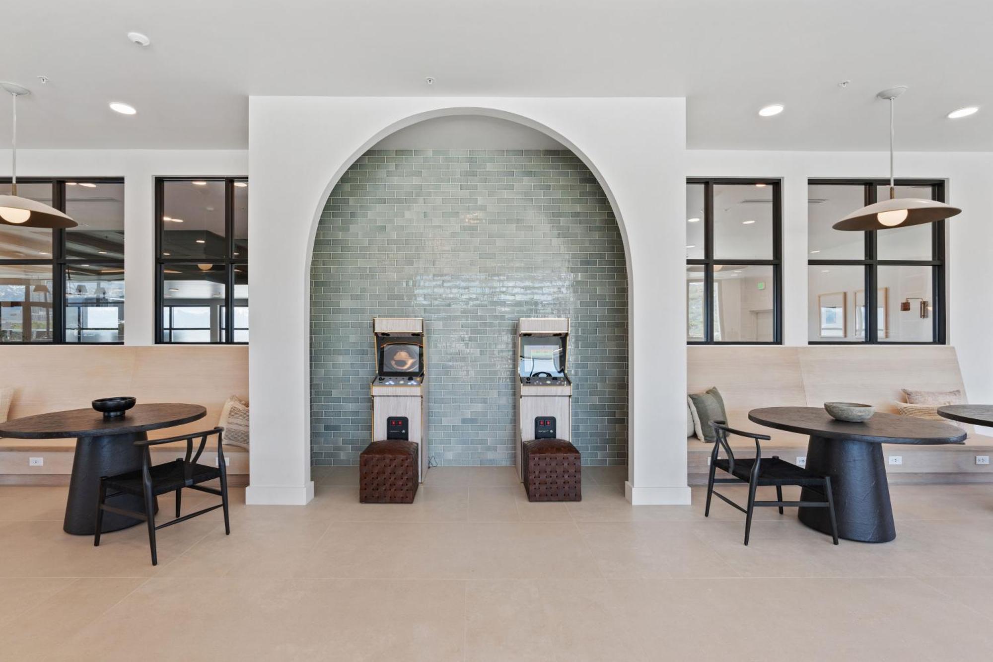 Outstanding Amenities-New Complex- Downtown Luxury Apartment Salt Lake City Bagian luar foto