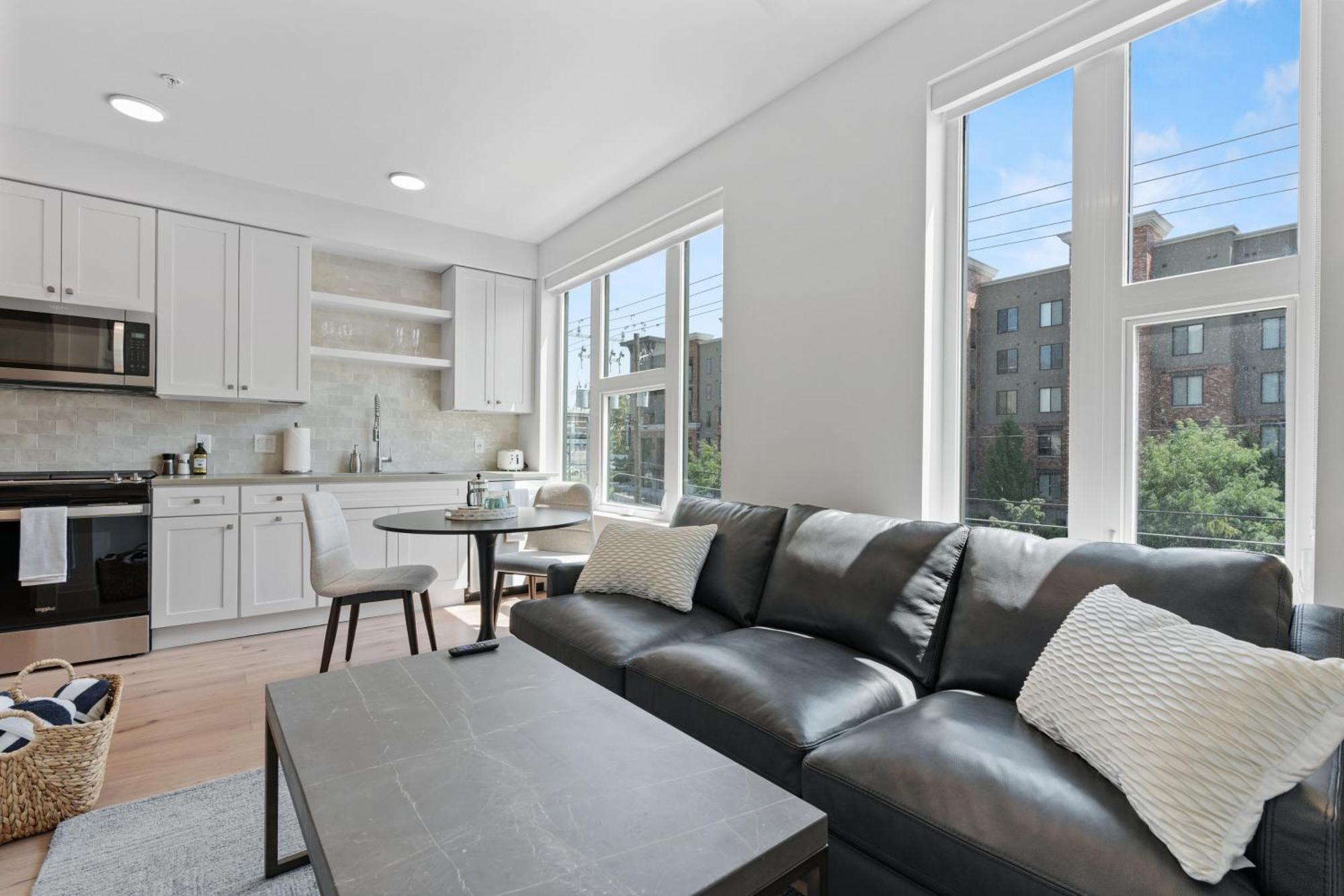 Outstanding Amenities-New Complex- Downtown Luxury Apartment Salt Lake City Bagian luar foto